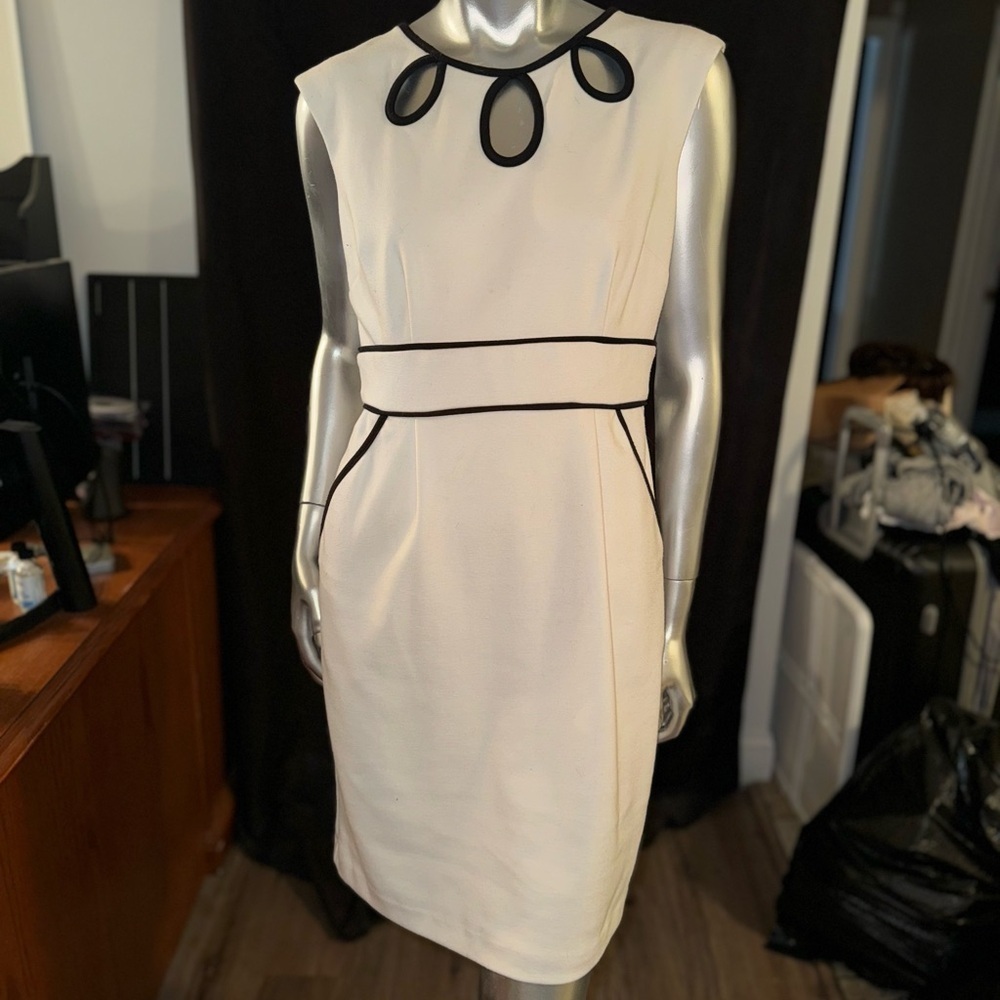 Sandra Darren Dress Size 6 EUC